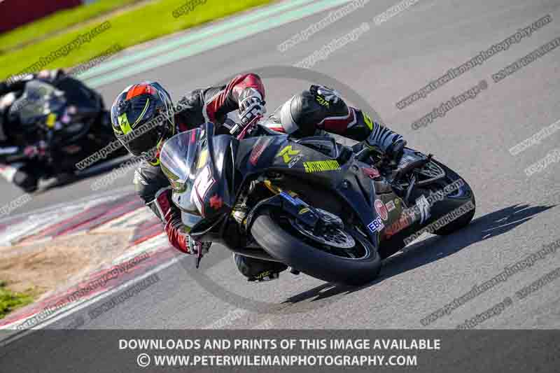 donington no limits trackday;donington park photographs;donington trackday photographs;no limits trackdays;peter wileman photography;trackday digital images;trackday photos